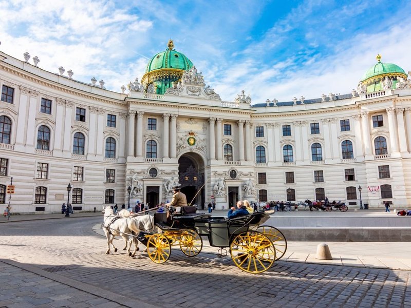 Экскурсия в Вену из Хевиза