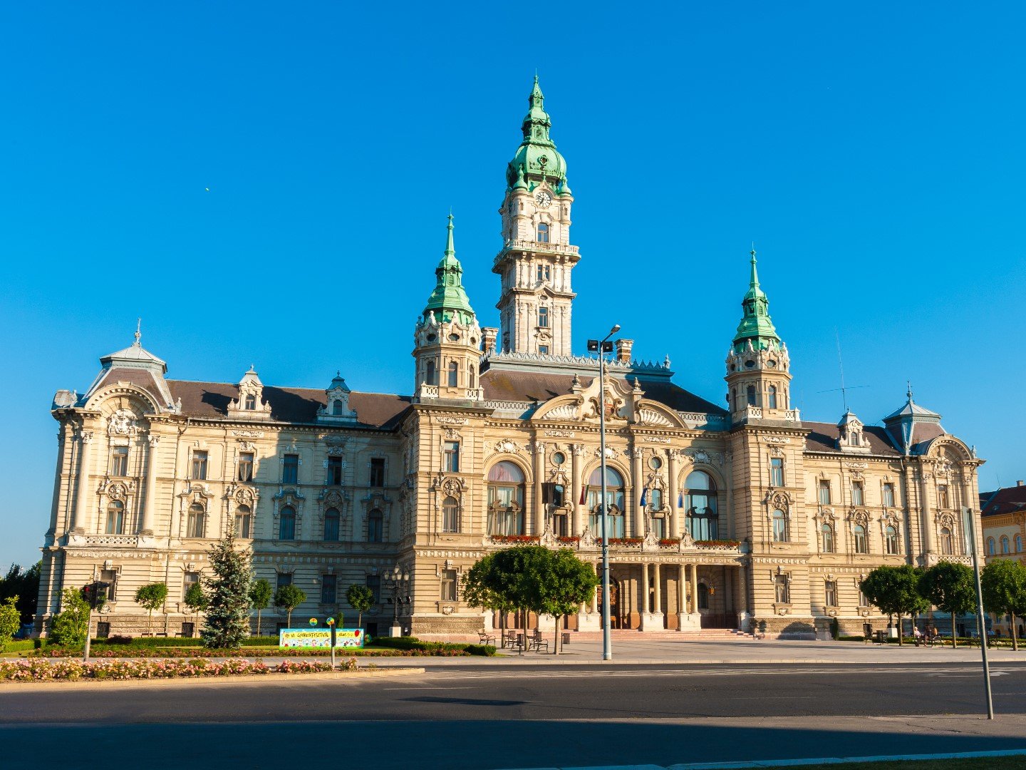 Экскурсия в Дьёр и Братиславу (из Хевиза)