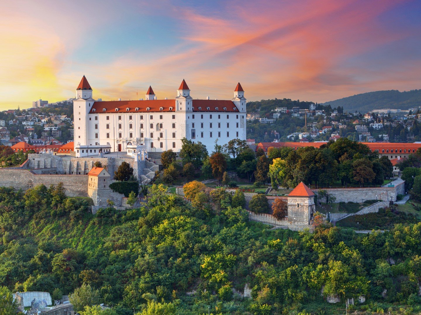 Экскурсия в Дьёр и Братиславу (из Хевиза)