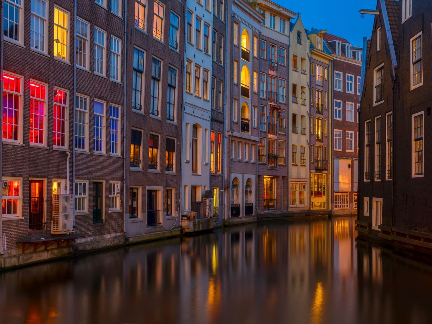 Индивидуальная экскурсия по ночному Амстердаму
